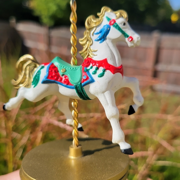 Hallmark 1989 Carousel Horse Christmas Ornaments (4) ~ GUC - Picture 9 of 16